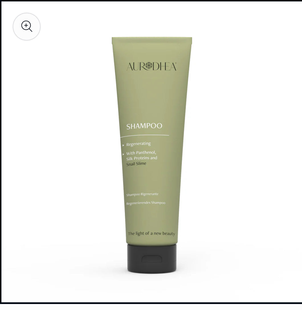 SHAMPOING POUR LA BRILLANCE DES CHEVEUX